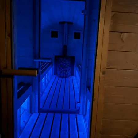 ゲストハウス Dom Na Brzoskwiniowej 3*