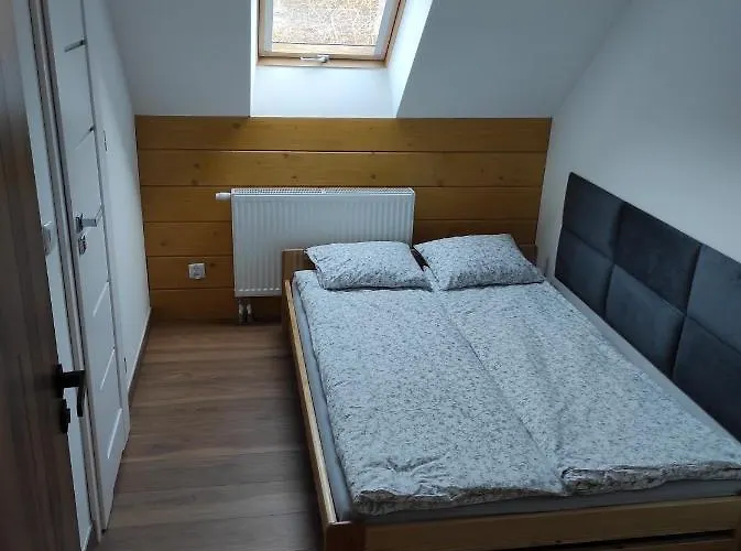 Dom Na Brzoskwiniowej Penzion 3*